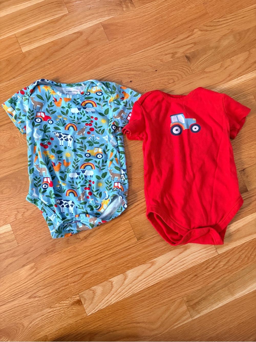 Frugi short sleeve onesie bodysuit bundle 18-24 months